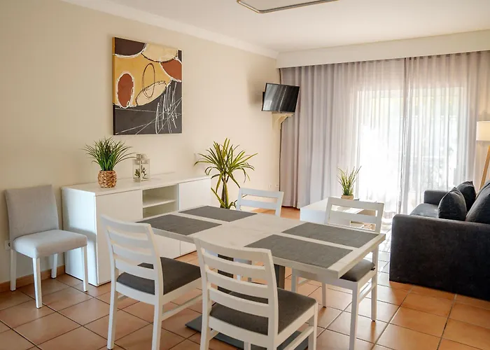 Giramar Apartamentos Turisticos Lagos